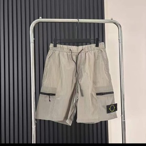 Shorts cargo noirs pour hommes, taille élastique avec cordon de serrage, séchage rapide, longueur Bermuda, style streetwear décontracté, avec poches zippées - Product Image 2