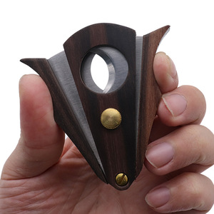 Cortador de Cigarros de Madera con Doble Cuchilla de Acero Inoxidable Automático para Accesorios de Cigarros - Product Image 1