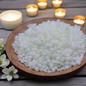 Cera de soja Premium totalmente refinada en forma sólida para la fabricación de velas por fabricante - Product Image 3