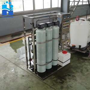 250lph nước mặn lọc <span class=keywords><strong>RO</strong></span> nhà máy <span class=keywords><strong>RO</strong></span> thiết bị xử lý nước với bể chứa nước với Máy ozone <span class=keywords><strong>UV</strong></span> - Product Image 2