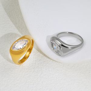 Anillos Ovalados de Circonita de Lujo - Acero Inoxidable Chapado en Oro de 18K, Anillos Minimalistas Retro con Diseño Único - Product Image 1