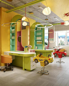 Conception d'intérieur personnalisée pour salon de coiffure pour enfants avec mobilier en contreplaqué MDF, comptoirs incurvés, chaises pour enfants, aménagement commercial coloré, OEM - Product Image 2