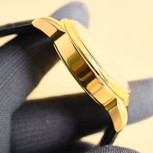 Reloj de Pulsera Multifuncional de Estilo Elegante - El Mejor Reloj para Hombre o Mujer - El Artículo Imprescindible para los Pocasos de Fortuna Reloj - Product Image 4