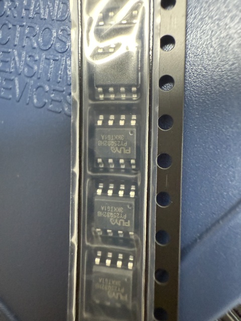 PUYA PY25Q128HA-SUH-IR 32Mbit SPI High Speed High Endurance Flash Memory IC SOP8-150mil -40C~+85C