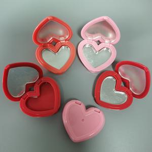 Y031 1.4g INS 2025 Mini Caja de Lápiz Labial con Forma de Corazón de Durazno, Linda y en Oferta, con Espejo, Plástico ABS, Caja de Muestra Pequeña para Cosméticos - Product Image 3