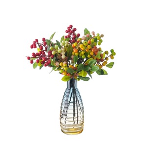 Bouquet de baies artificielles CallaFloral en mousse, fruits porte-bonheur pour décoration intérieure, mariage, orange, rose, vert, rouge, bleu, blanc - Product Image 4