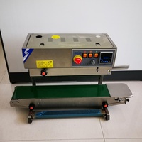 Machine de thermoscellage continue de sacs en plastique verticaux