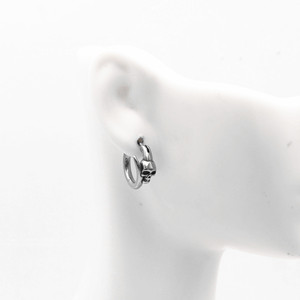 yunnique Skull Clip On <b>Earrings</b> Titanium Steel Geometric Skeleton Design For Men And Women - Product Image 4