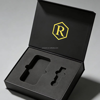 Boîte cadeau magnétique de luxe personnalisée avec logo imprimé, gaufrage, pelliculage mat et insert en EVA pour étui et porte-clés