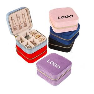 Caja organizadora de joyería de regalo para niñas y mujeres con logotipo personalizado, caja de almacenamiento de joyería con cremallera, pendiente, collar, estuche de viaje, joyero de terciopelo - Product Image 4