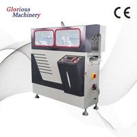 Machine de découpe pour la connexion des profilés en aluminium 2525, idéale pour l'assemblage des coins d'angle de portes et fenêtres en aluminium.