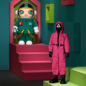 100% Originale Pop Mart Edizione Limitata Internazionale MOLLY 400%+ ACTION FIGURE <span class=keywords><strong>SQUID</strong></span> <span class=keywords><strong>GAME</strong></span> - Product Image 5