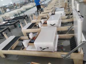 Eikenhouten Pilates Reformatorrevalidatie En Pilates <span class=keywords><strong>Bed</strong></span> Fitnessapparatuur Voor Fysiotherapiecentra Thuis-En Studiogebruik - Product Image 3