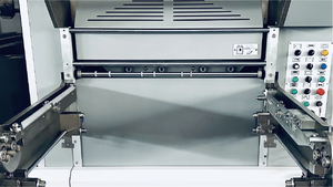 Machine de découpe de carton ondulé, hydraulique, <span class=keywords><strong>pas</strong></span> <span class=keywords><strong>cher</strong></span>, entièrement automatique, 45 pièces - Product Image 3