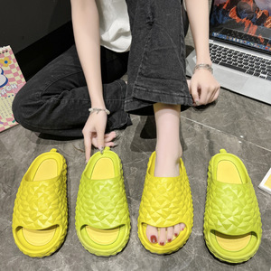 Venta al por mayor de <span class=keywords><strong>sandalias</strong></span> de verano unisex dedo del pie espuma suave impermeable Interior Exterior playa para zapatillas para hombres mujeres peso ligero antideslizante - Product Image 4