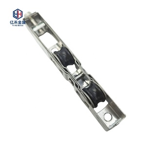 Chine Double roue inférieure longue roue fer porte coulissante poulie fenêtre accessoires porte fenêtre poulie en alliage de Zinc vis en <span class=keywords><strong>aluminium</strong></span> - Product Image 1