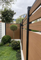 Rampe de balcon incurvée moderne en alliage d'aluminium et acier inoxydable, sur mesure pour bâtiments résidentiels et commerciaux
