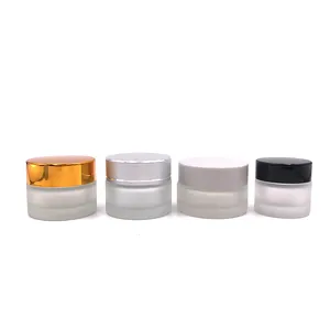 Frascos de creme de vidro para rosto de manteiga corporal fosco personalizado vazio 30g 50g 100g com tampa de ouro branco
