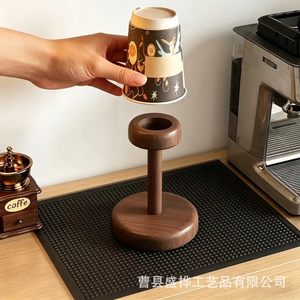 Soporte para tazas de madera, organizador de escritorio de madera maciza redondo para uso en el hogar y la oficina - Product Image 4