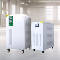Stabilisateur de tension triphasé SVC 50 KVA à balais de charbon, régulateur automatique de tension AC 380 V CE pour équipement industriel