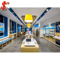 H. Fantaisiste — boutique de téléphone portable, raccord pour intérieur de magasin, unité d'affichage avec noms de magasin avec compteur Mobile