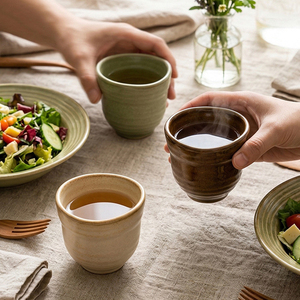 ถ้วยชาเซรามิกสไตล์ญี่ปุ่น ถ้วยกาแฟเอสเพรสโซ่เซรามิกทรงไม่สมมาตร สำหรับใช้ในบ้านและร้านอาหาร - Product Image 1