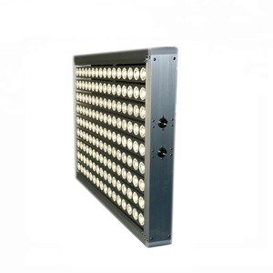 cancha de tenis / voleibol / baloncesto / fútbol usó luz de inundación llevada 200w igual a 1000W haluro de metal luz de inundac - Product Image 1