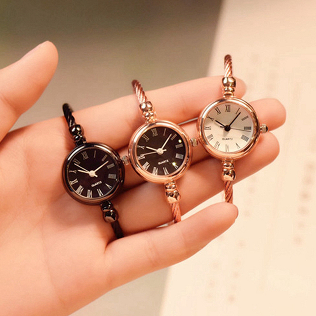 HOT SALE Small Gold Bangle Bracelet Luxury Watches Metal Retro Ladies Quartz Wristwatches Fashion Casual Women Dress Watch