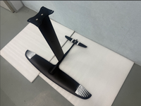 Axis Foil Hydrofoil BSC1120 : Hydrofoil pour débutants à monter derrière le bateau, pour le foilboard, le surf et les sports nautiques.