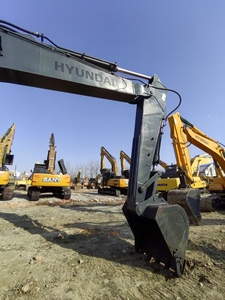 Pelle Hyundai 220 puissance et précision économie de carburant à faible émission pour la construction urbaine et générale polyvalente pour le creusement - Product Image 4