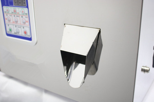 Table Top 1-200G Automatic <b>Racking</b> Vibration Weighing and Filling Machine for Powder and Granule - Product Image 5