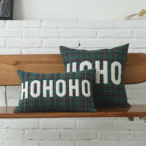 Vente en gros de taie d'oreiller de Noël à motif à carreaux vert Décoration de fête à la maison Housses de coussin de Noël bon marché - Product Image 5