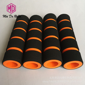 ท่อยาง NBR ยี่ห้อ Mai Da ขนาดเส้นผ่านศูนย์กลางภายใน 25.4 มม. สีดำส้ม สำหรับจับแฮนด์จักรยาน - Product Image 1