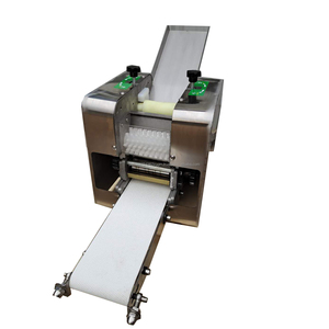 Venta caliente comercial automático Wonton Wrappers Maker Machine Dumpling Gyoza Wrappers que hace la máquina con componente de motor central - Product Image 1