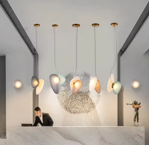 Zeal Lighting Creative Pebble Suspension Lustre en verre soufflé minimaliste pour chambre ou restaurant avec hauteur réglable - Product Image 2