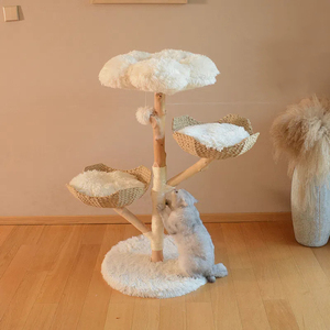 PETDOM Tree Factory En gros Griffoir en bois massif, rotin et sisal avec trou - Product Image 1