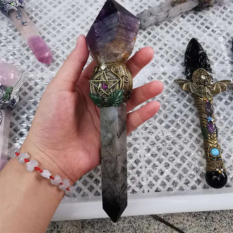 Wholesale Customized Handmade Healing Crystal Scepter Magic Wand Crystal Crafts Crystal Staff