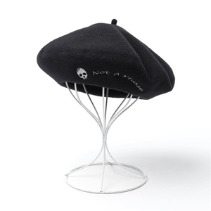 Béret personnalisé en 100 % laine avec broderie, couleur et motif sur mesure, idéal pour la plage, le ski, les sports, les fêtes et l'hiver - Product Image 3