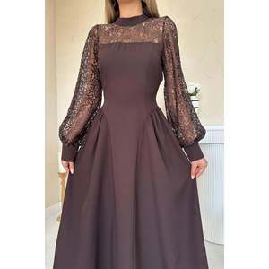 Vestido de noche de satén marrón con corte en A, mangas de encaje, cuello alto, capa transparente fruncida y cintura natural - Product Image 2