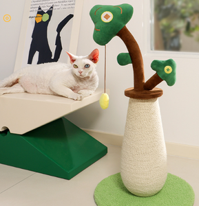 Torre de Actividades para Gatos de Peluche con Poste Rascador de Sisal, Condominio en Forma de Hongo para Interiores y Juguete Colgante de Bola - Product Image 1