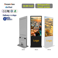 Pantalla LCD Publicitaria de 32'' para Interiores, con Soporte de Pie, Antideslumbrante, Multitáctil, Sistema Operativo Android/Windows, Adobe RGB 98%, para Restaurantes y Comercios