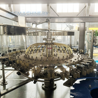 Machine de remplissage et de bouchage isobare 3-en-1 entièrement automatique pour bouteilles en verre, avec capsuleuse à couronne PLC pour bière, soda et eau pétillante
