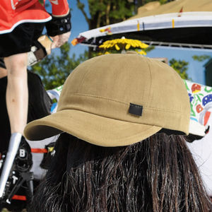 หมวกเบสบอลแฟชั่นย้อนยุคแบบยูนิเซ็กซ์ สีพื้น โลโก้ด้านหน้า ป้องกันแสงแดด ทันสมัย ผ้าฝ้าย 100% รุ่นยอดนิยม - Product Image 3