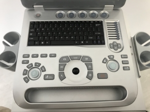 Échographe Doppler Couleur Portable Hospitalier CW Meilleur <span class=keywords><strong>Prix</strong></span> <span class=keywords><strong>3D</strong></span> 4D Machine d'<span class=keywords><strong>Échographie</strong></span> Humaine Portable pour la <span class=keywords><strong>Grossesse</strong></span> - Product Image 5