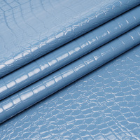 Offre Spéciale 1.2MM brillant Crocodile en relief PVC tissu rouleaux synthétique artificiel Faux cuir pour sacs sac à main