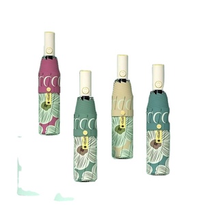 Sombrilla Plegable de Tres Pliegues con Diseño Floral, Recubrimiento Negro, Protección UV UPF 50+, Plegable Manualmente, Portátil para Viajes 8 - Product Image 2