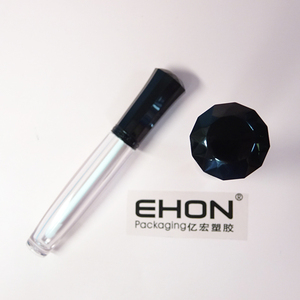 Contenants de gloss à lèvres vides de haute qualité, capacité 5 ml, emballage en tube métallique doré unique, maquillage, impression de logo personnalisée - Product Image 6