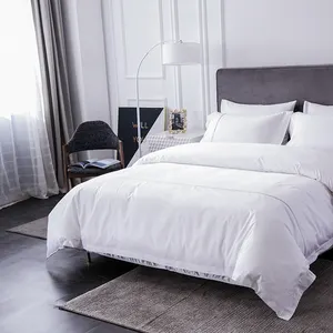Luxe Full Size Laken Plat Gemonteerd En Custom Body Pillowfor Hotel Kamer