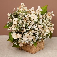Bouquet floral réaliste en soie artificielle avec gypsophile et eucalyptus, arrangement vintage pour la décoration intérieure, mariages et fêtes