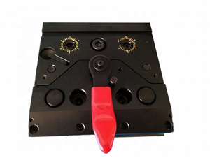 Outils de support de pliage <span class=keywords><strong>à</strong></span> changement rapide dispositifs de serrage pince rapide CNC moules d'outillage de presse plieuse hydraulique - Product Image 3